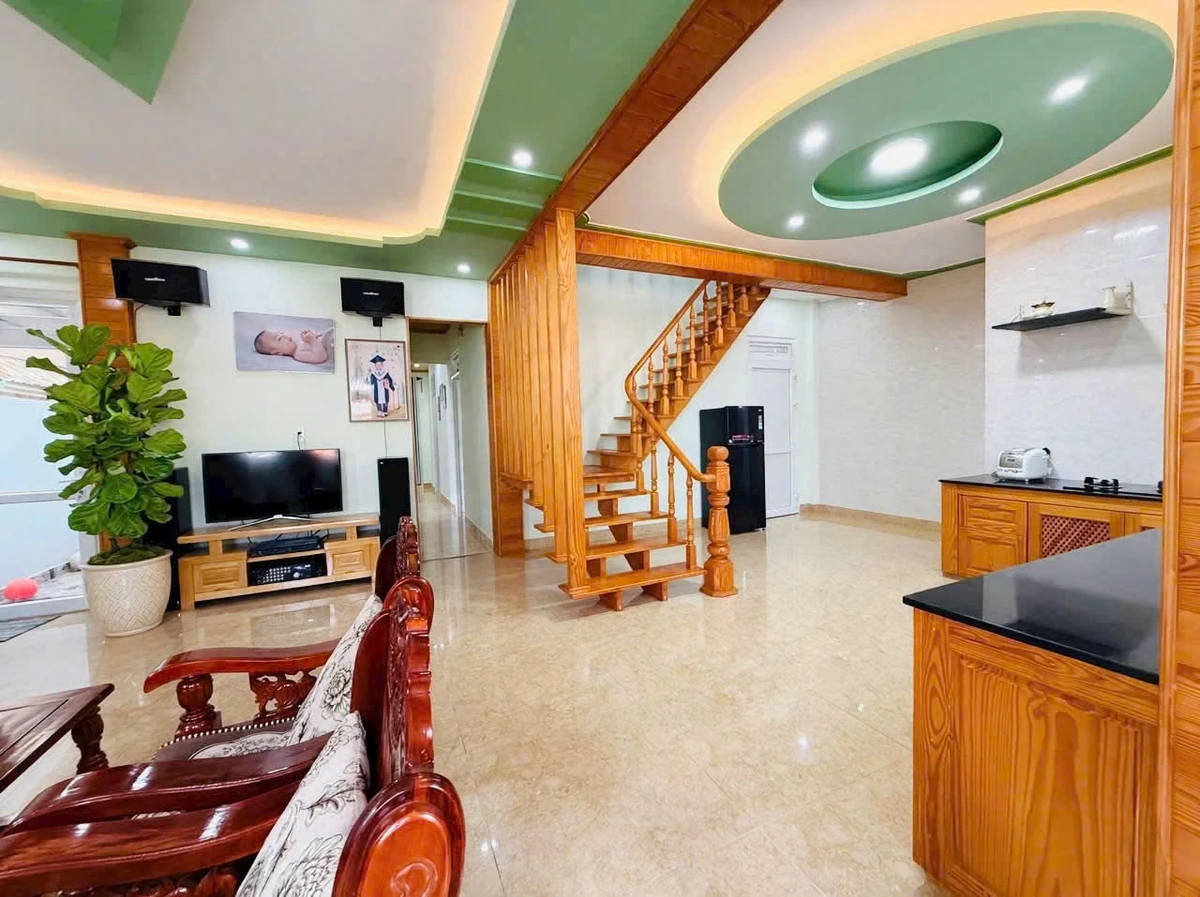 Bán nhà 5 phòng ngủ 150m² Đà Lạt Cao Thắng 2,85 tỷ - Ảnh thu nhỏ 2