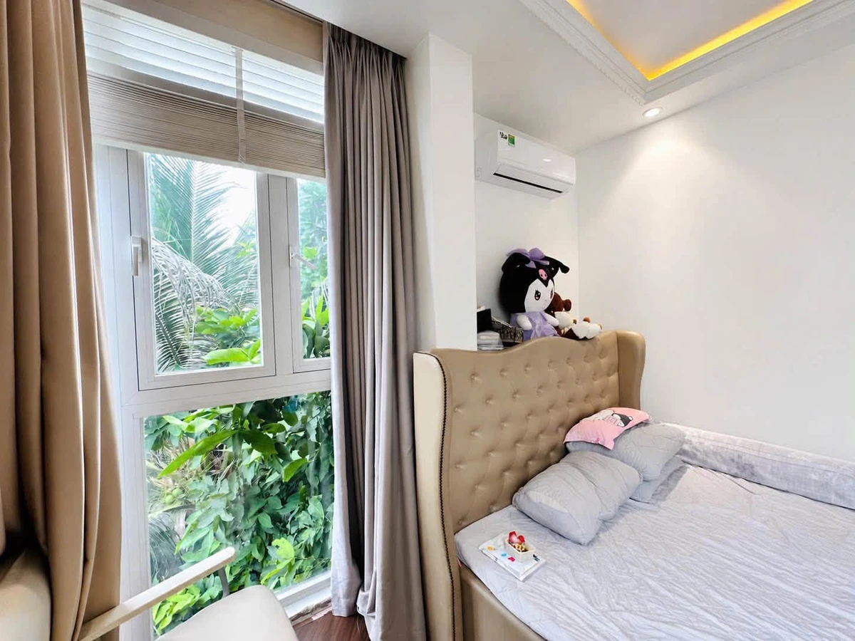 Bán nhà 1 trệt 2 lầu 138m2 Thủ Đức 10.7 tỷ - Ảnh thu nhỏ 3