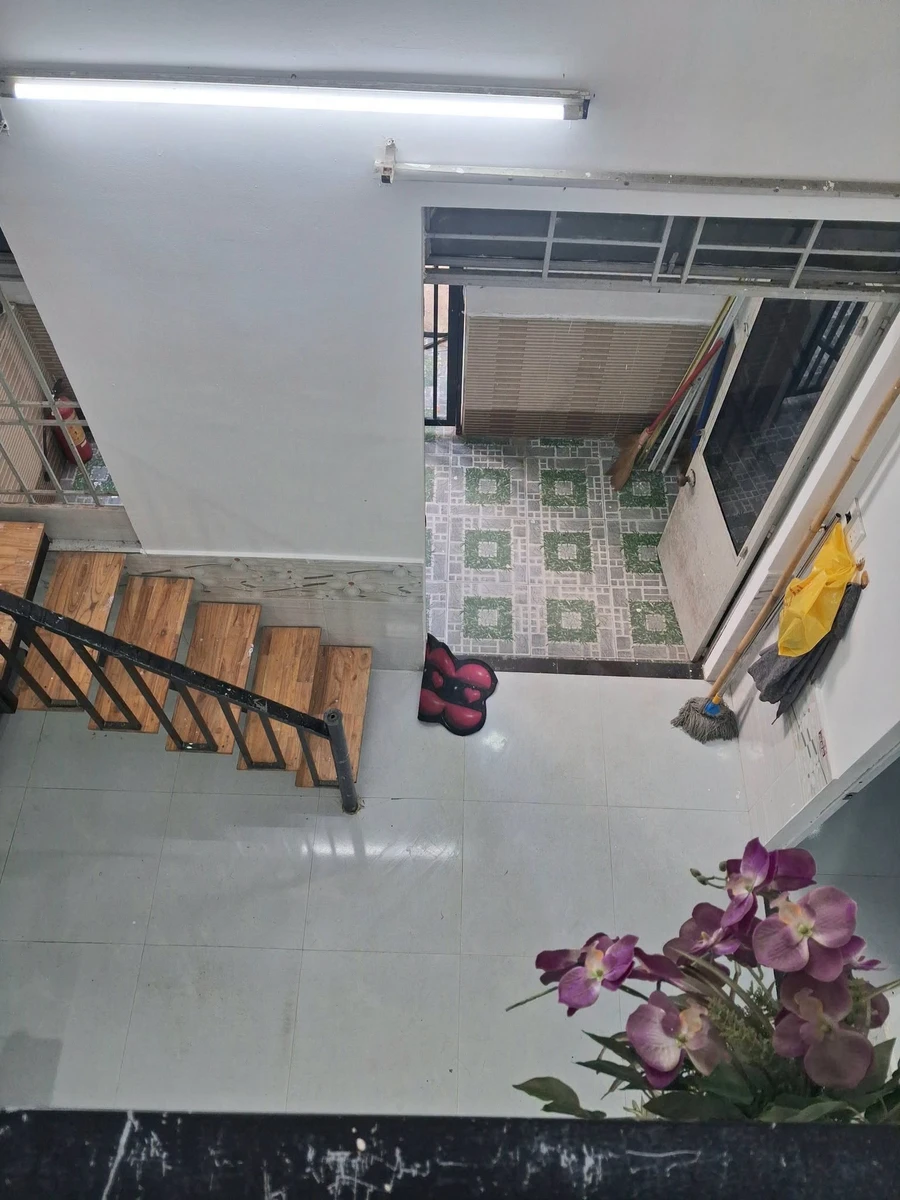 Bán nhà kiệt 4 PN 2 WC Lê Duẩn Quận 1 gần Aeon - Ảnh thu nhỏ 2