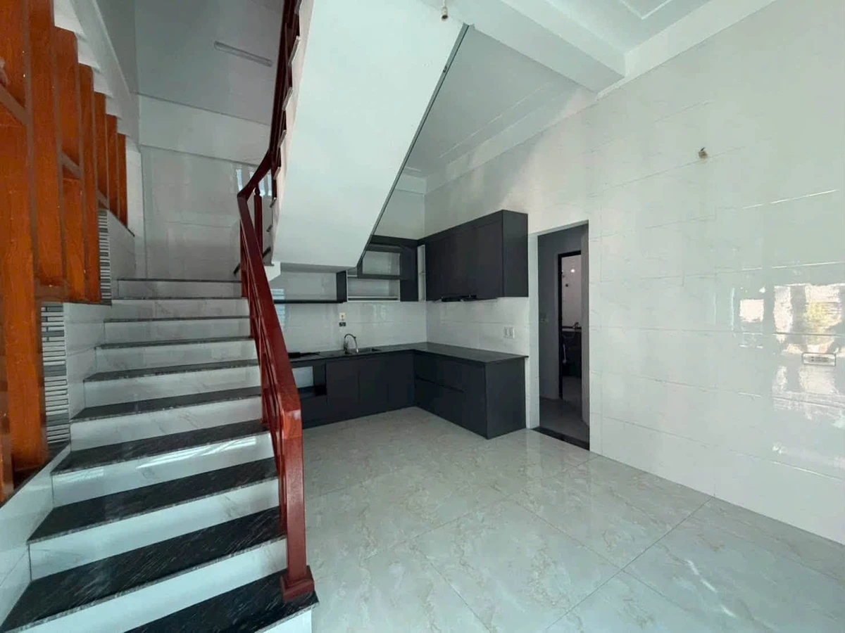 Bán nhà 2 tầng lô góc Phan Văn 84,7m², 5.5 tỷ Quận 12 - Ảnh thu nhỏ 4
