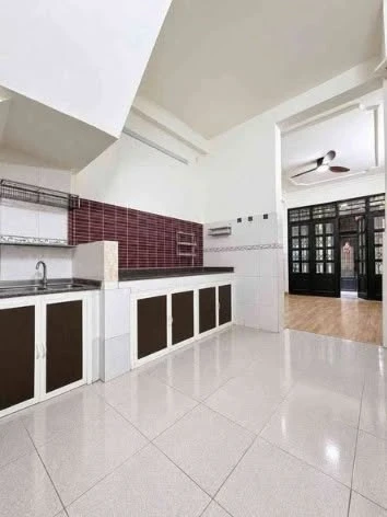 Bán nhà 3 tầng 40m2 Ngô Gia Tự Quận 10 sát mặt tiền - Ảnh thu nhỏ 3