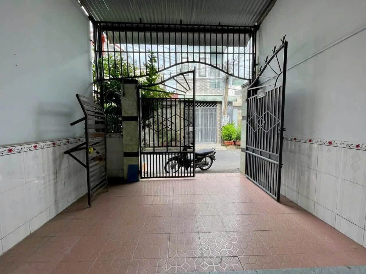 Bán nhà 3 phòng ngủ 103m² Nguyễn Bảo Đức, Tam Hiệp, 3.9 tỷ - Ảnh thu nhỏ 3
