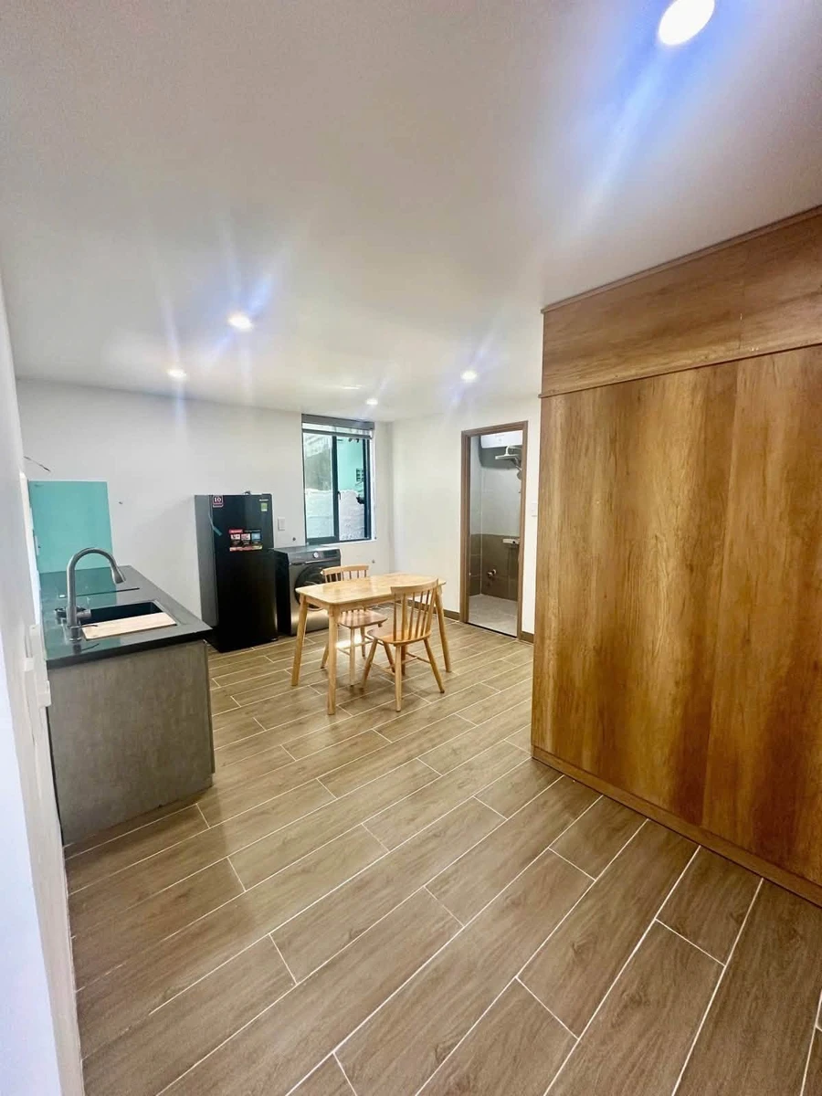 Bán nhà mặt tiền 4,5 tầng 180m² đường Bình Hòa 15, Cẩm Lệ, Đà Nẵng, đang cho thuê 115tr/tháng - Ảnh 1