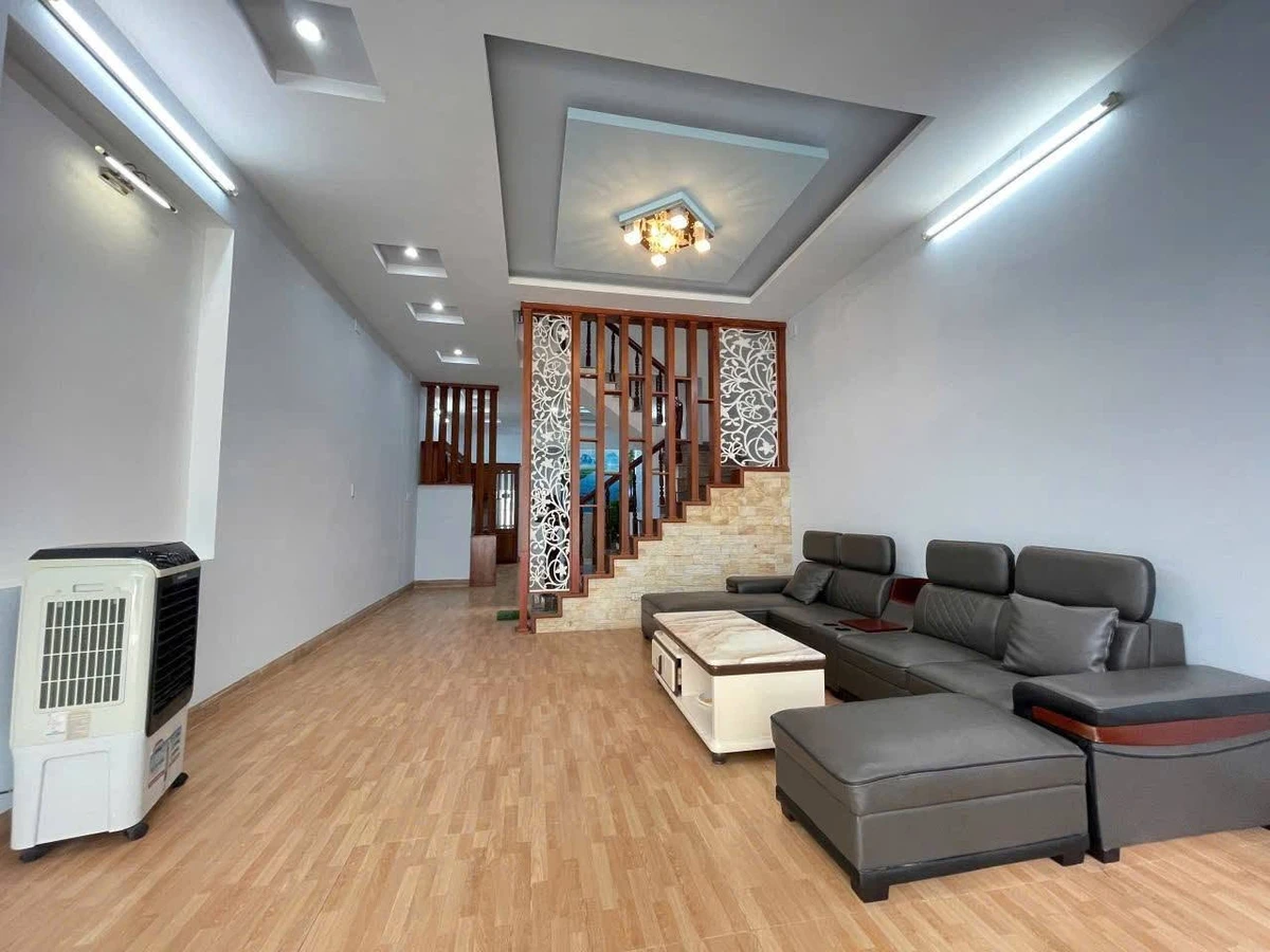 Bán nhà 1 trệt 2 lầu 100m² Tân Hiệp 4 tỷ 950 - Ảnh thu nhỏ 2