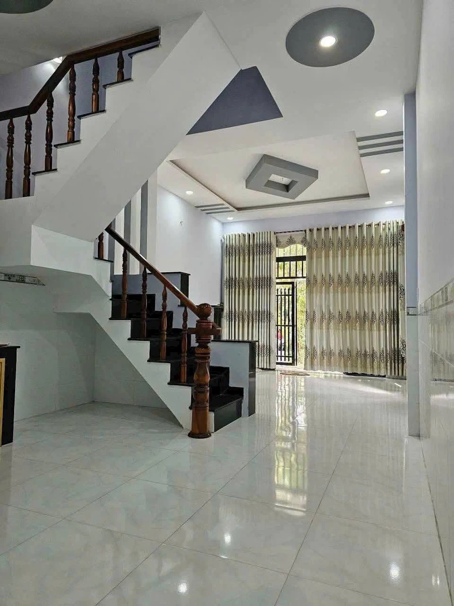 Bán nhà 1 trệt 1 lầu 48m² 850 triệu Đức Hòa - Ảnh thu nhỏ 4