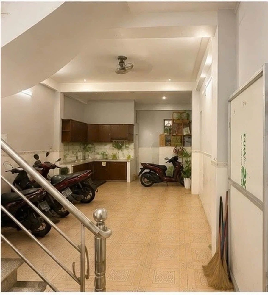 Bán nhà phố mặt tiền Quận 3, 107m², 11 phòng, 14.2 tỷ - Ảnh thu nhỏ 3