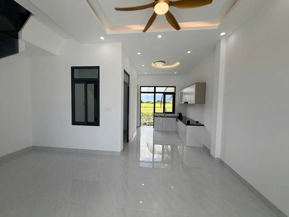 Bán nhà mặt tiền Hương lộ 45 Bình Chánh 123m2 2,59 tỷ - Ảnh thu nhỏ 5