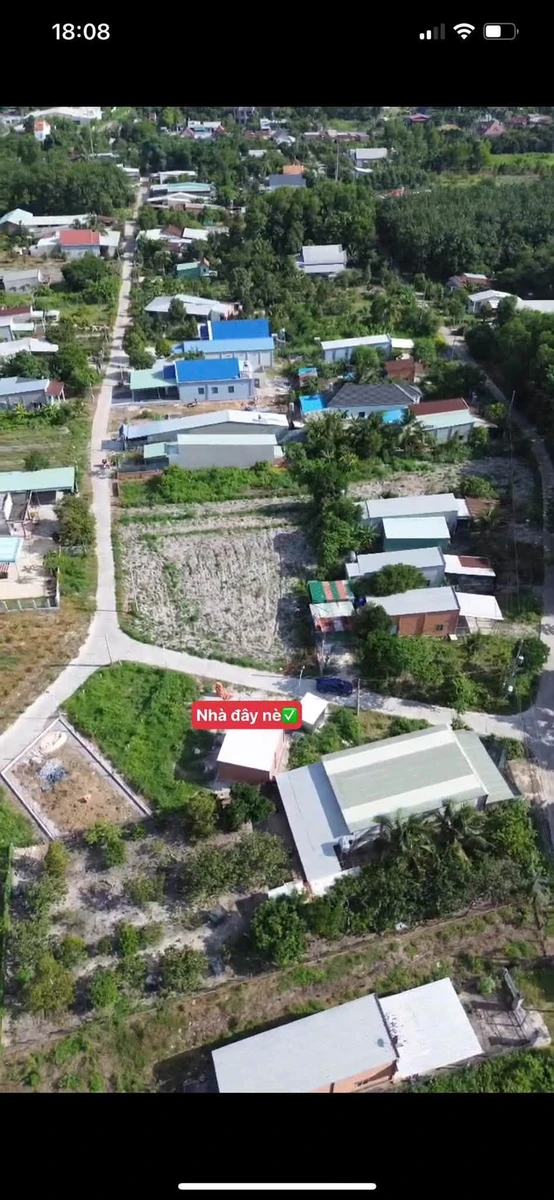 Bán nhà phố Minh Long, 120m², 1 phòng ngủ, 699 triệu - Ảnh 1