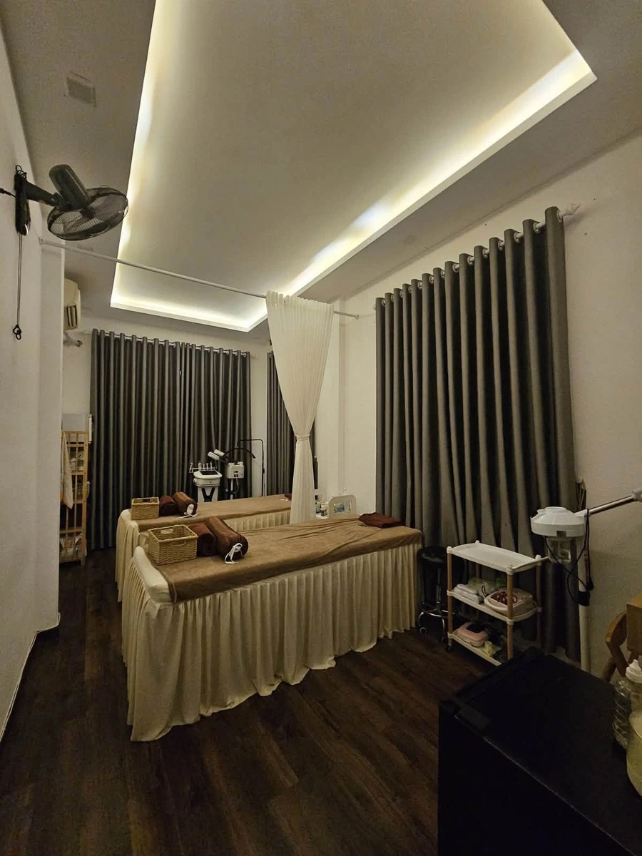 Bán nhà 3 tầng mặt phố Lý Tự Trọng 70m² Đà Nẵng 9.8 tỷ - Ảnh 1