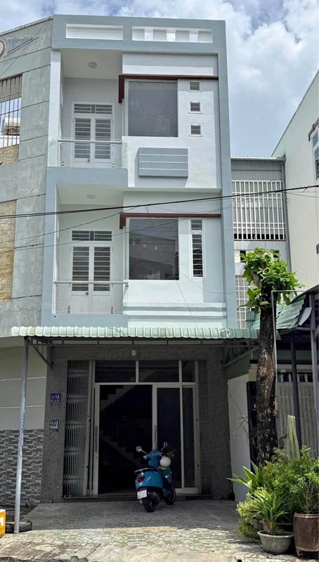 Bán nhà mặt tiền 48m2 Hoàng Văn Thái Quy Nhơn, Gia Lai 4 tỷ