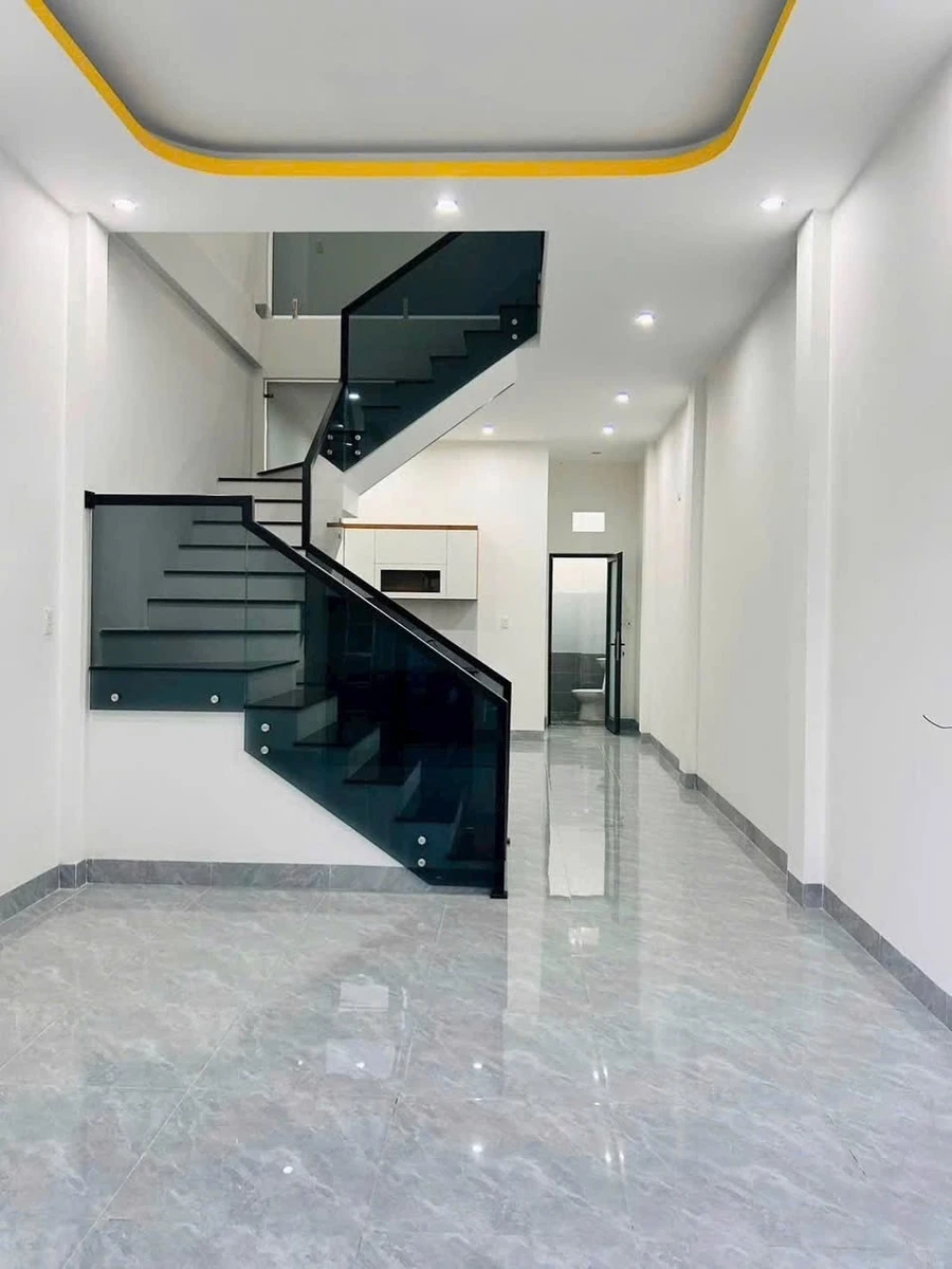 Bán nhà 2 tầng hẻm Nguyễn Công Phương 68m2 Quảng Ngãi - Ảnh thu nhỏ 4