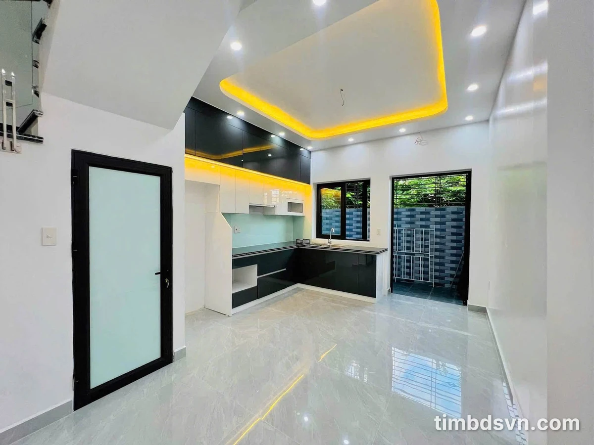 Cho thuê nhà 4 tầng 4PN 60m2 Thiên Lôi, 15 triệu/tháng - Ảnh thu nhỏ 3