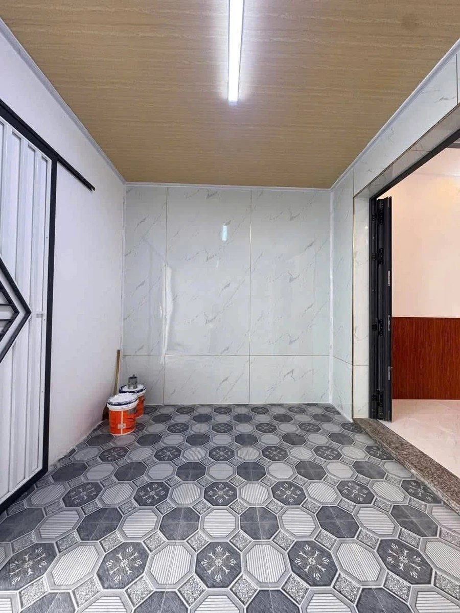 Bán nhà hẻm ô tô Lương Văn Cấn Rạch Giá 2PN 74m² 1,29 tỷ - Ảnh thu nhỏ 2