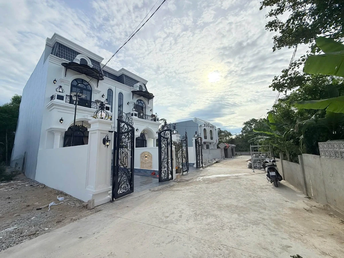 Bán nhà 2 tầng 100m², 3 phòng ngủ Thuỷ Xuân, Huế 2,7 tỷ - Ảnh thu nhỏ 3