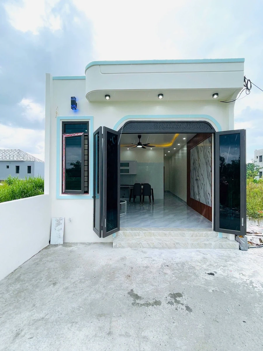 Bán nhà cấp 4 63m2, 2PN 1WC, Văn Xá Quốc Tuấn, giá 1,1 tỷ - Ảnh 1