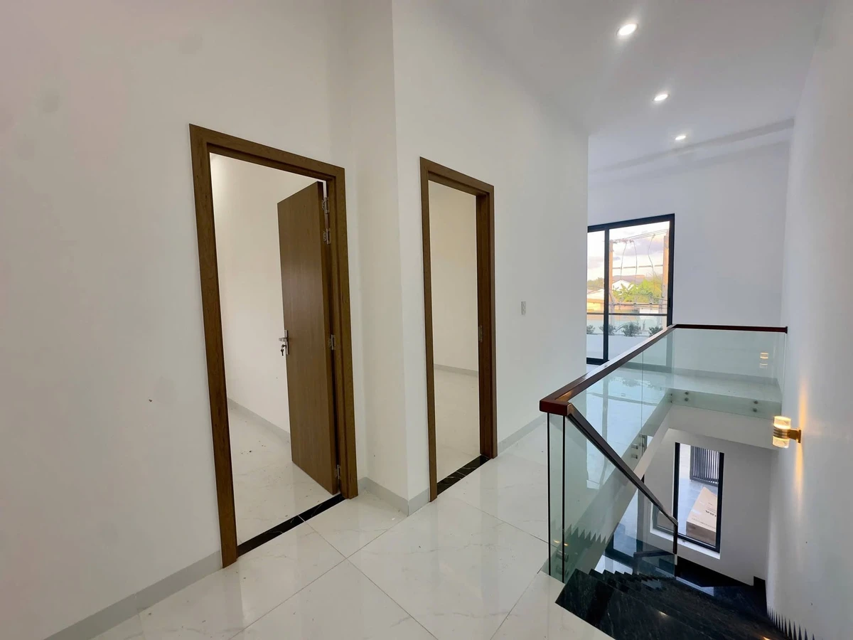 Bán nhà góc 3PN 110m2 mặt tiền 6m Khánh Hòa - Ảnh thu nhỏ 5
