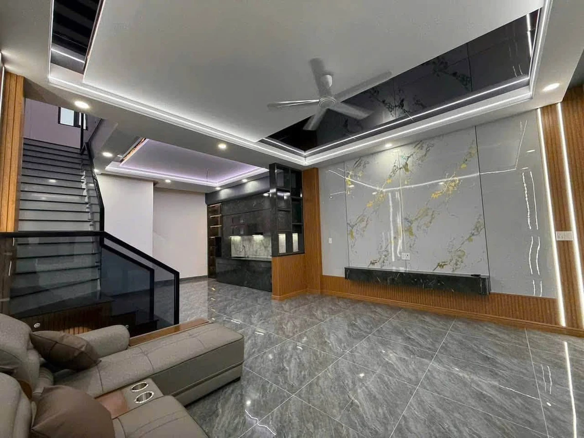 Bán nhà sổ hồng riêng Thuận Giao 80m² gần 3 tỷ 150 triệu - Ảnh thu nhỏ 3