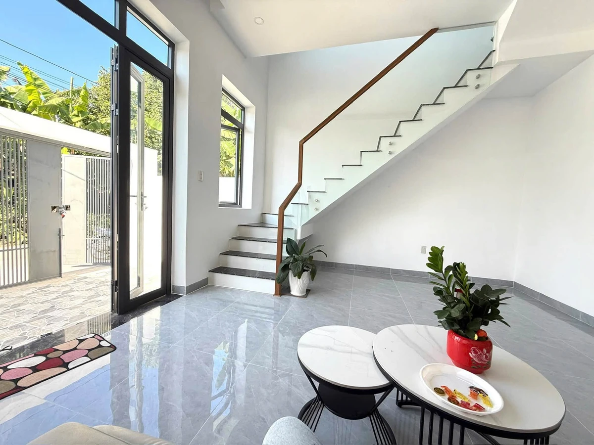 Bán nhà 2 tầng mới xây mặt tiền đường Lỗ Đế, Diên An, 79m2, giá 2,59 tỷ - Ảnh thu nhỏ 3