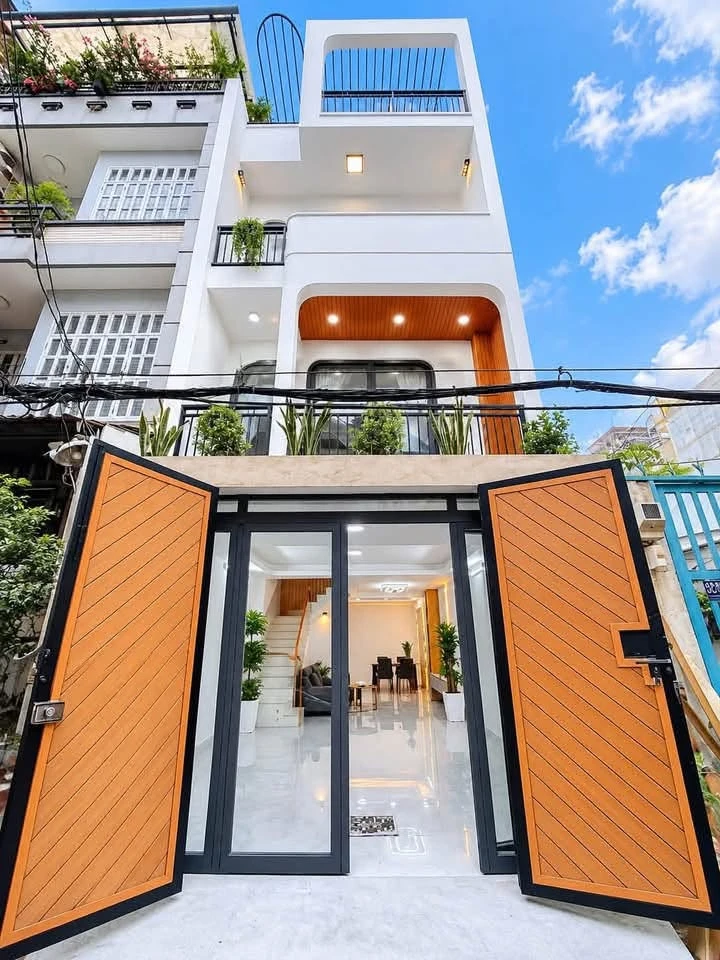 Bán nhà phố 4 tầng 54m² nguyễn thị thập Quận 7, 11 tỷ 9 - Ảnh 1