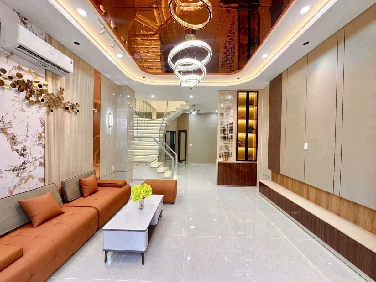 Bán nhà mặt tiền Đặng Thái Mai 76m² 3 phòng ngủ Rạch Giá - Ảnh thu nhỏ 2