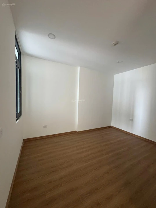 Sổ Đỏ Chính Chủ Cần Bán Lại Căn Hộ 61,6m2 View Hồ Tầng Trung Toà TT01