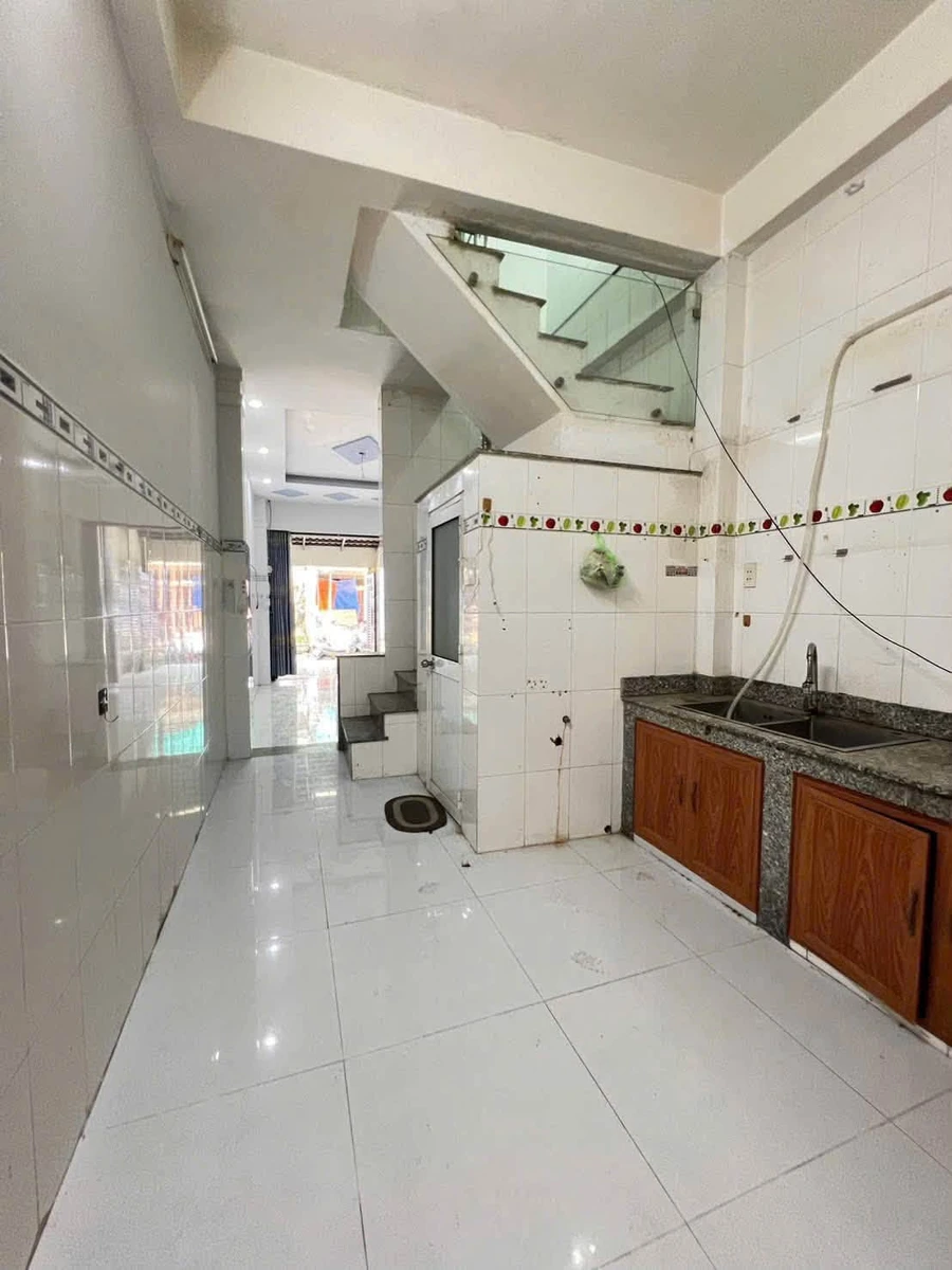 Bán nhà 1 trệt 1 lầu 3x21m đường Bùi Tư Toàn, P. An Lạc, Bình Tân, giá 5,1 tỷ - Ảnh thu nhỏ 5
