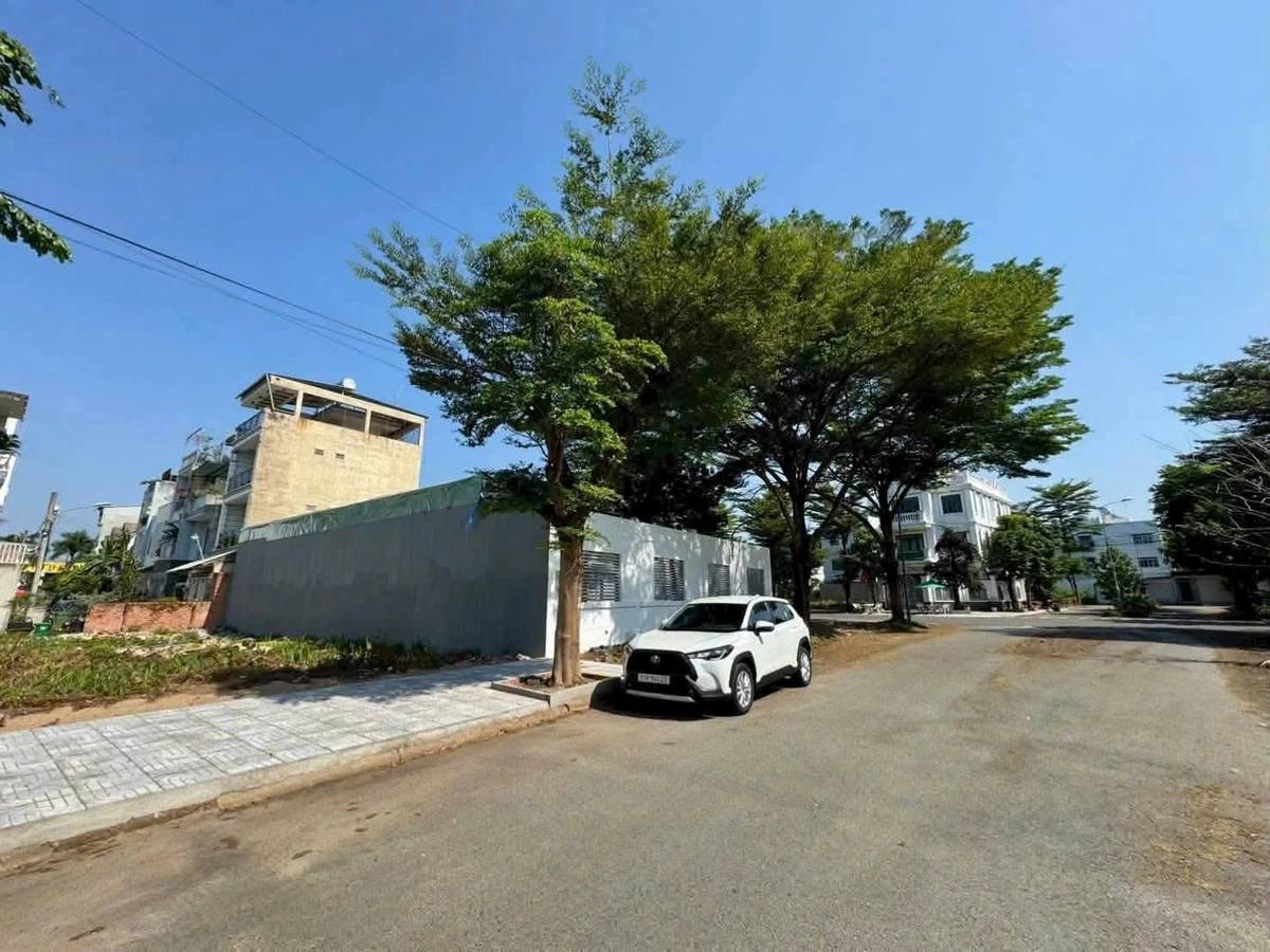 Bán biệt thự 449m2 dự án Thời báo Kinh tế, Quận 9 - 18 tỷ - Ảnh 1