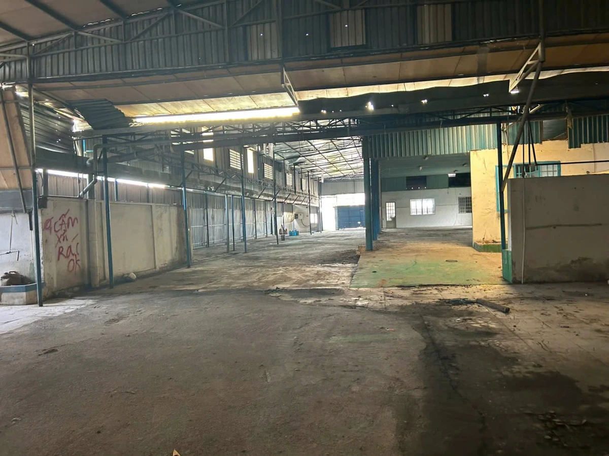 Bán xưởng 1.200m2 Phú Hòa Đông 10,5 tỷ - Ảnh 1