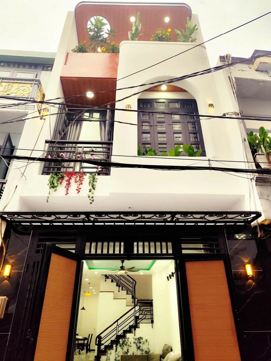 Bán nhà 3 tầng hẻm xe hơi 76,6m2, 4PN, sát chợ Lê Văn Quới, Bình Tân, giá 6,95 tỷ - Ảnh thu nhỏ 2