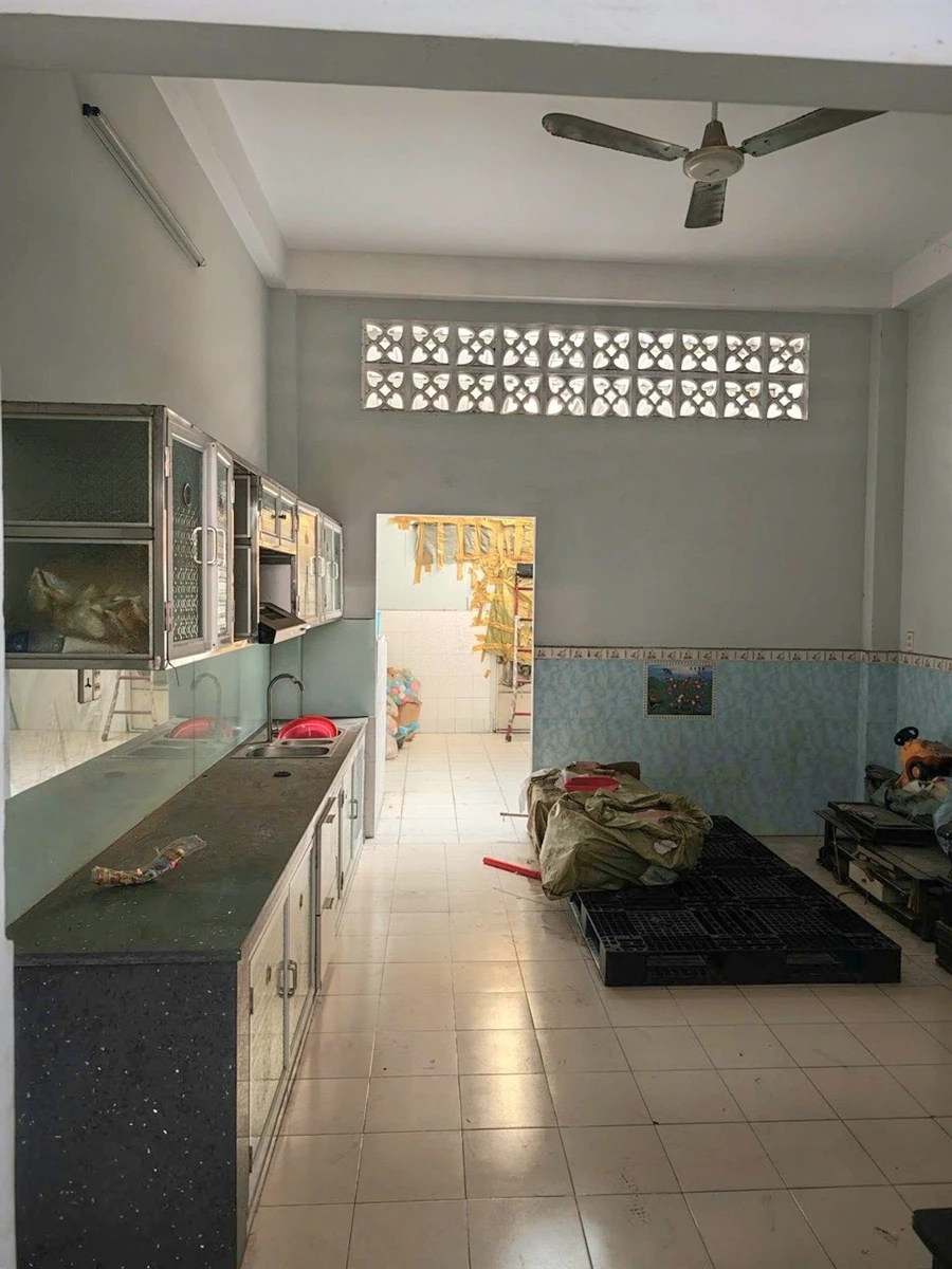 Bán nhà hẻm xe tải 5PN 107m² Quận 6 giá 15 tỷ - Ảnh thu nhỏ 3