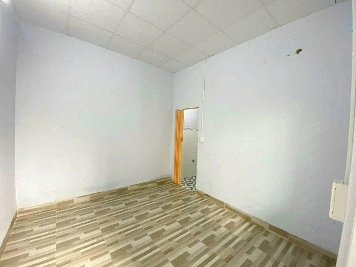 Cho thuê nhà cấp 4, 75m², 2PN 2WC, Phường Trấn Biên, 5 triệu/tháng - Ảnh thu nhỏ 4