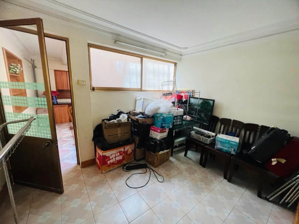 Bán nhà mặt phố Lê Thánh Tông 50m² 3 tầng 8.9 tỷ - Ảnh thu nhỏ 2