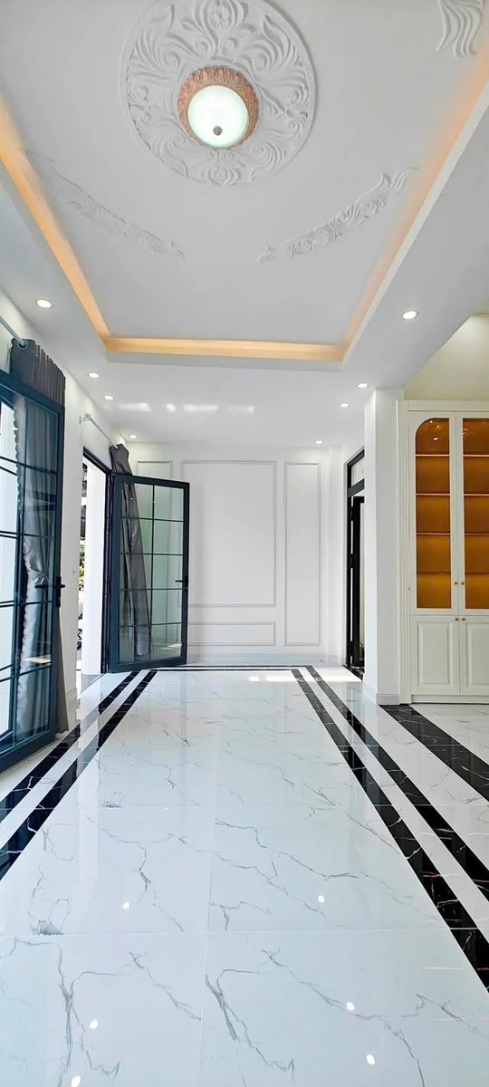 Bán nhà tân cổ điển mặt tiền Thành Thái, Rạch Giá, 165m² - Ảnh thu nhỏ 4