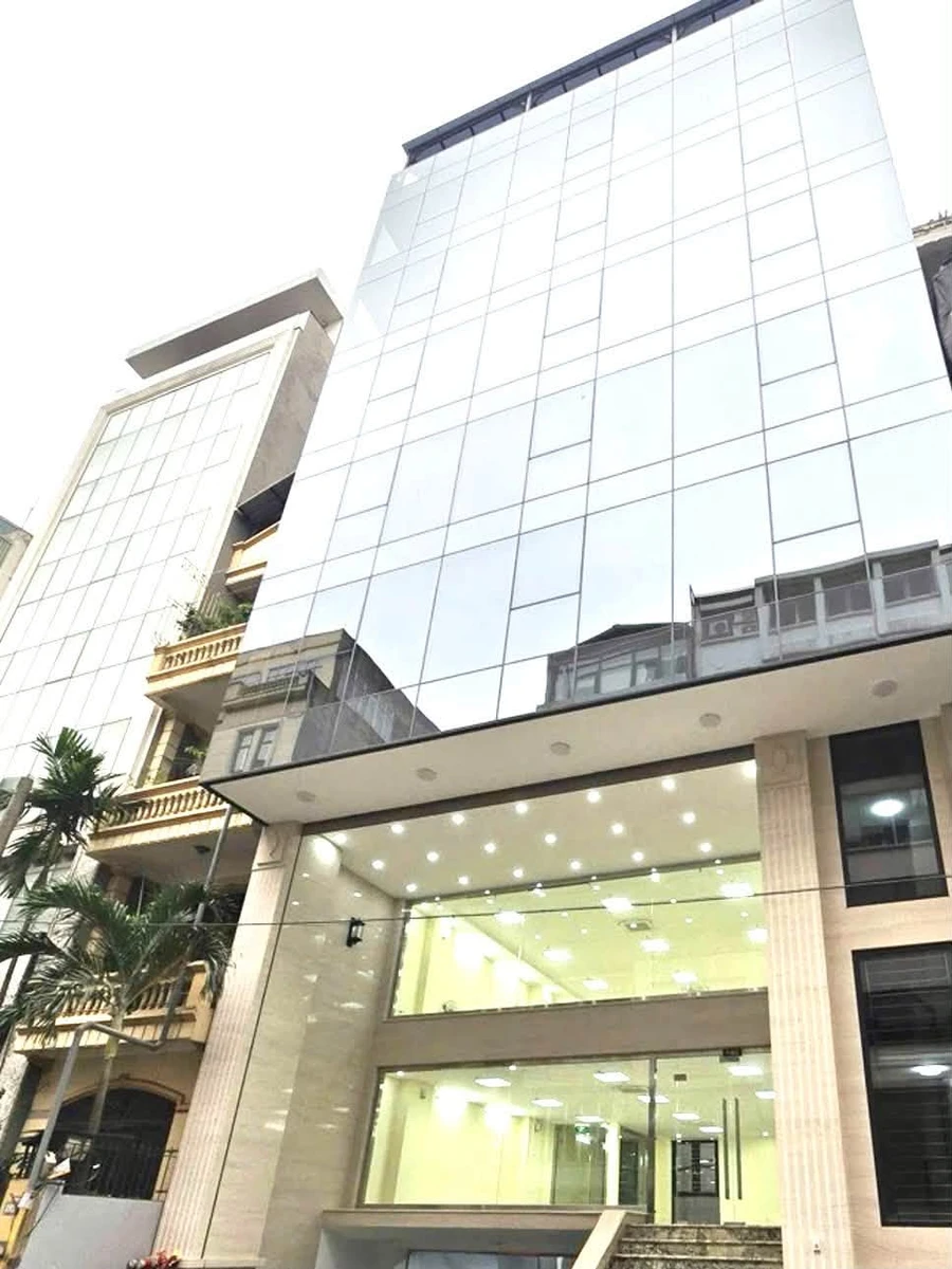 Bán tòa văn phòng 10 tầng 211m² Cầu Giấy 230 tỷ - Ảnh 1