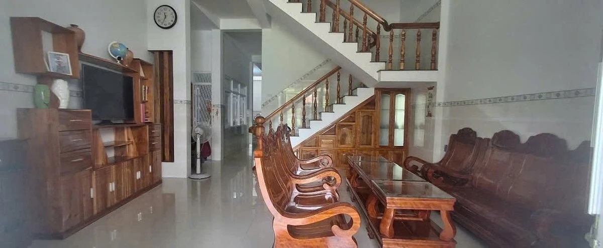 Bán nhà 1 trệt 1 lầu 126m2, 3 PN, Bình Kiến, giá 2tỷ950 - Ảnh thu nhỏ 2