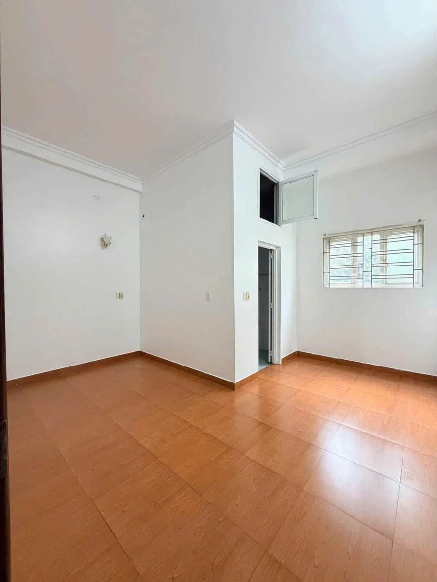 Bán nhà 3 tầng 3 phòng ngủ 68m² hơn 3 tỷ Quận 12 - Ảnh thu nhỏ 4