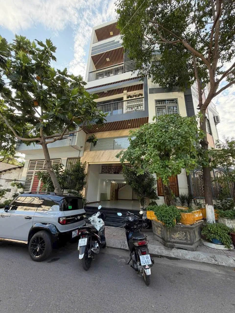 Bán nhà 5 tầng mặt tiền kinh doanh 91,3m2 Nha Trang 7 tỷ - Ảnh thu nhỏ 3