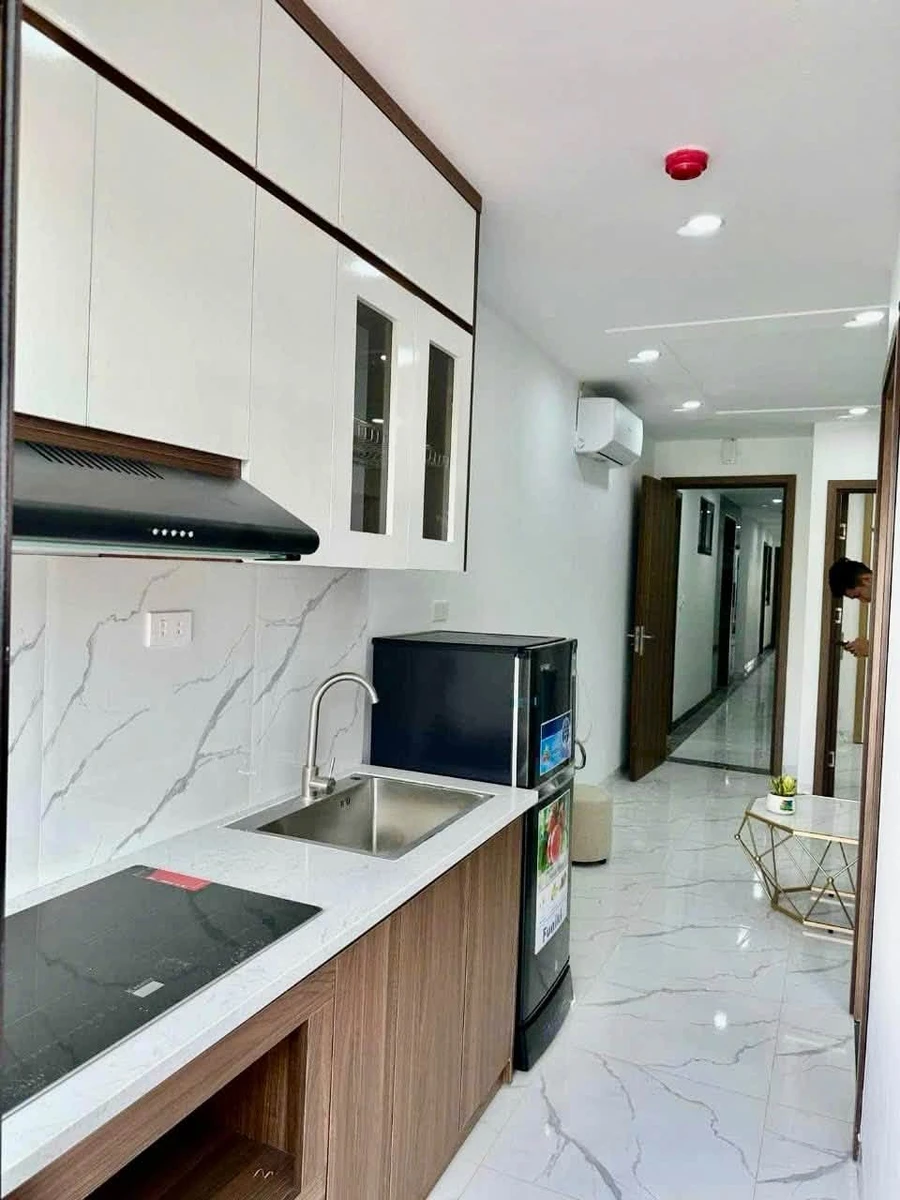 Cho thuê căn hộ 2 phòng ngủ 40m² Lạc Long Quân, Tây Hồ - Ảnh thu nhỏ 2