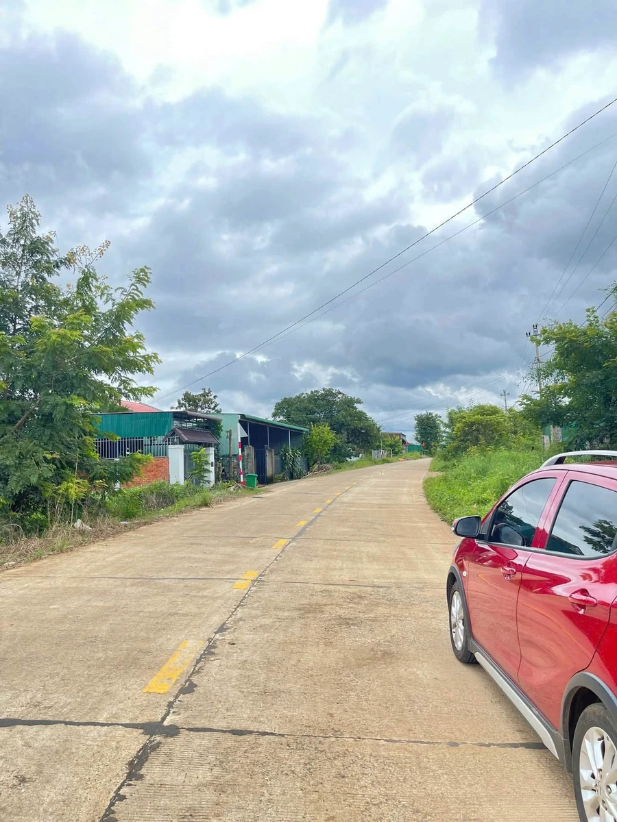 Bán đất thổ cư sổ riêng 603m2 Thôn 8 Cư Êbur, Buôn Ma Thuột giá 1 tỷ 650 - Ảnh 1