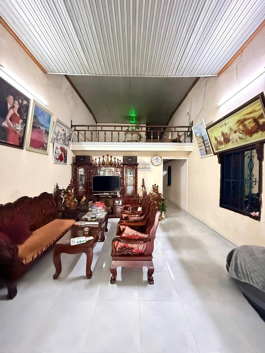 Bán nhà mặt tiền Huỳnh Thúc Kháng 3 phòng ngủ 143m2 - Ảnh thu nhỏ 2