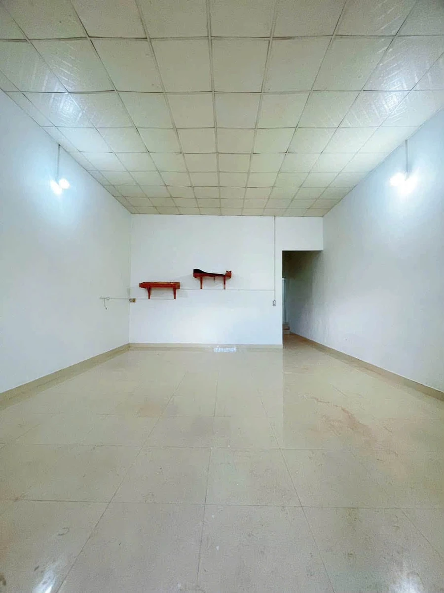 Bán nhà 2 phòng ngủ 150m² Quận 12, gần chợ Âu Cơ, 990 triệu - Ảnh thu nhỏ 4
