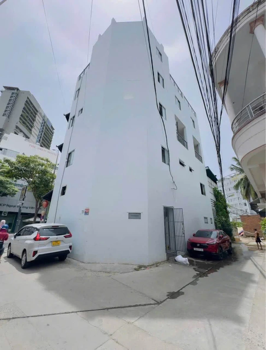 Bán nhà góc 3 mặt tiền 130m2, 4 tầng có thang máy, đường Nguyễn Thiện Thuật nối dài, Nha Trang - Ảnh thu nhỏ 4