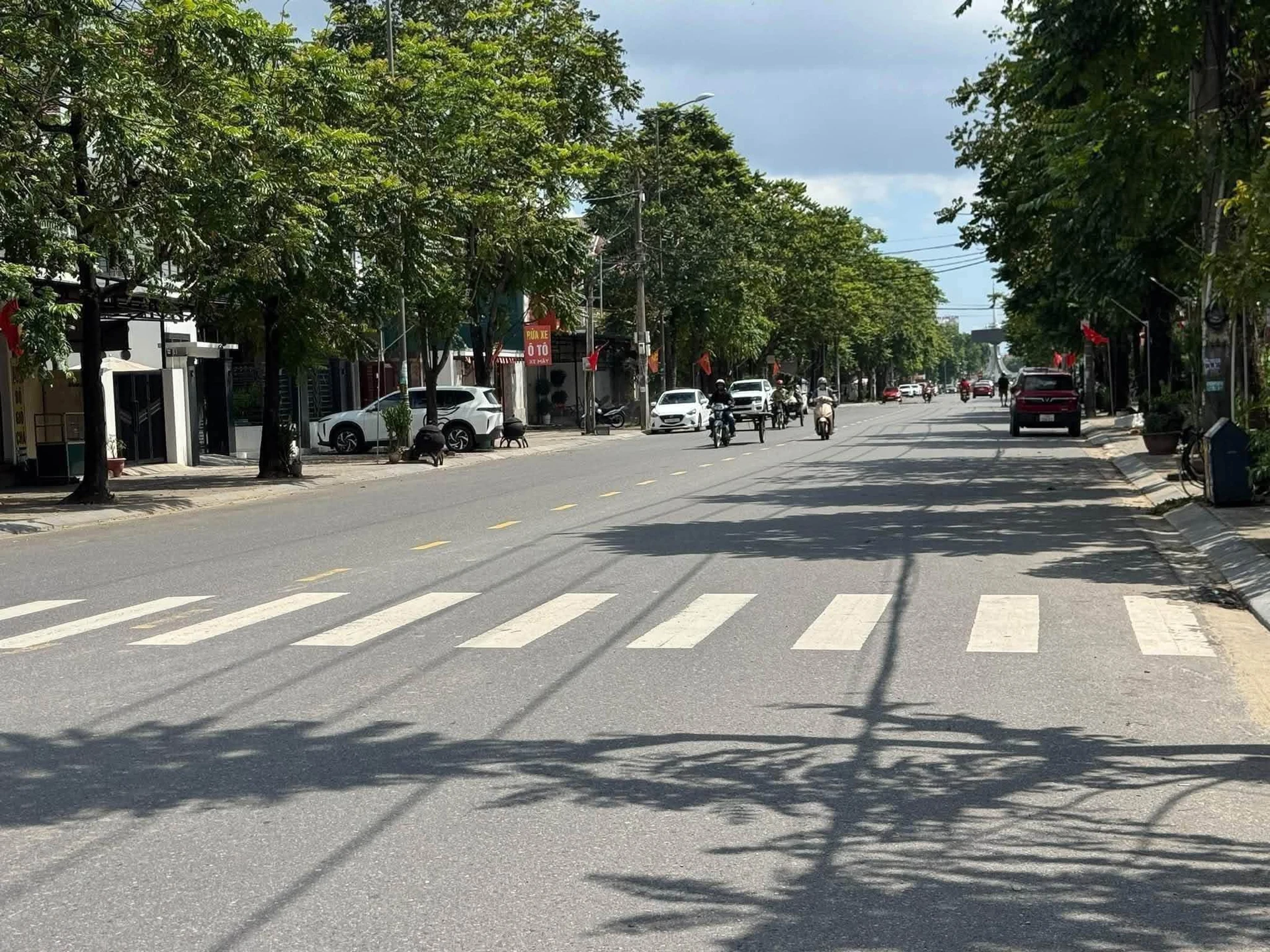 Bán nhà 2 tầng mặt tiền Lý Thường Kiệt, 110m², 3 PN, Đông Hà, Quảng Trị - Ảnh 1