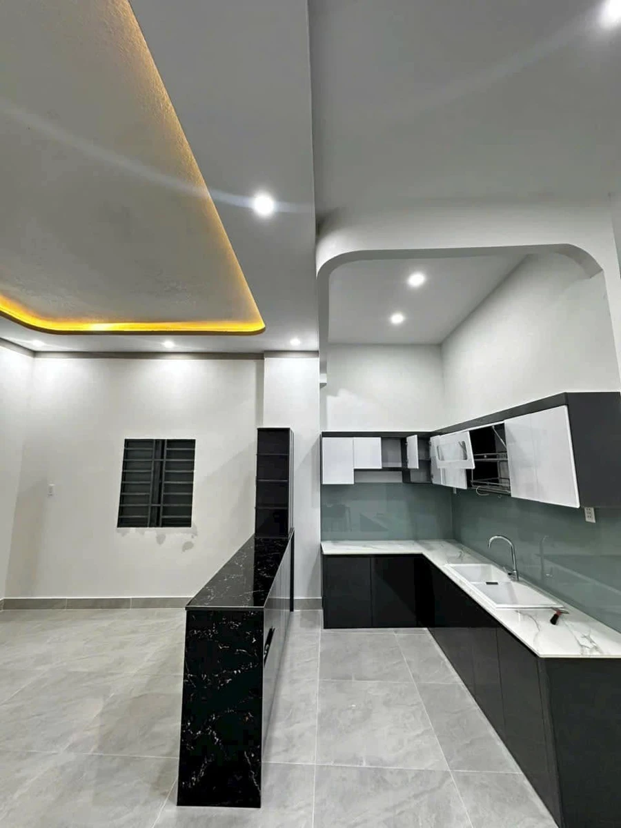 Bán nhà sổ riêng 102m² 2 phòng ngủ gần chợ Thanh Hóa Quận 12 - Ảnh thu nhỏ 3