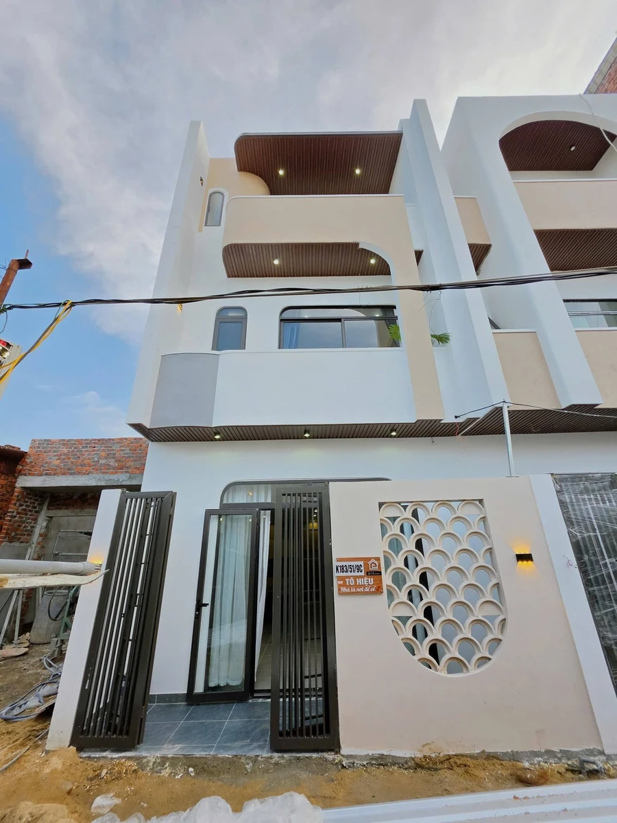 Bán nhà 3 tầng 180,7 m² Đà Nẵng 4 tỷ 750 triệu - Ảnh 1