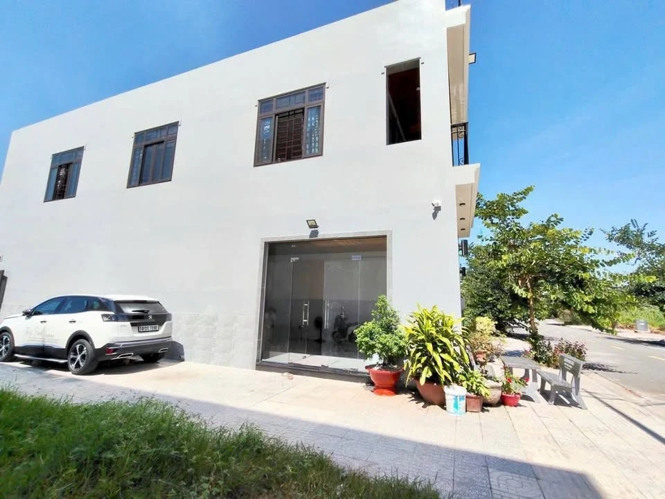 Bán nhà 1 trệt 1 lầu 90m2 Tam Long, TP Bà Rịa 4,45 tỷ - Ảnh 1