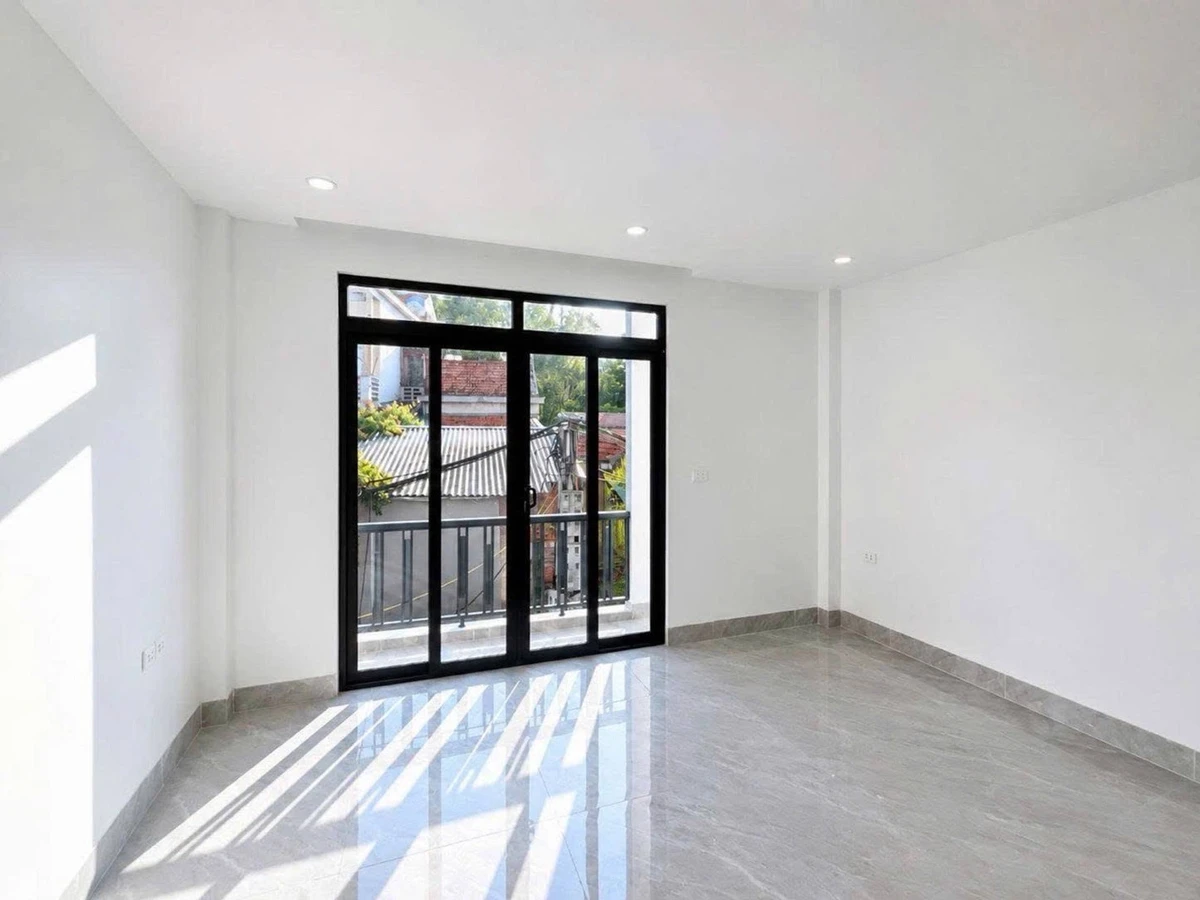 Bán nhà 3 tầng 56m2 Cao Thắng Tân Bình 2 tỷ 350 - Ảnh thu nhỏ 2