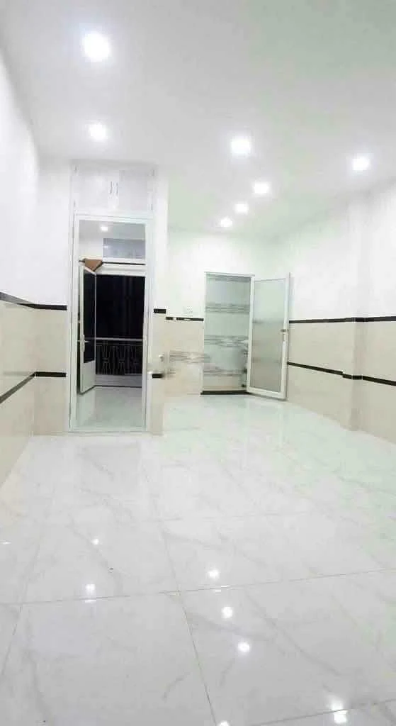 Cho thuê nhà riêng 36m² 1PN 2WC gần Hoàng Sa Q3 - Ảnh thu nhỏ 2