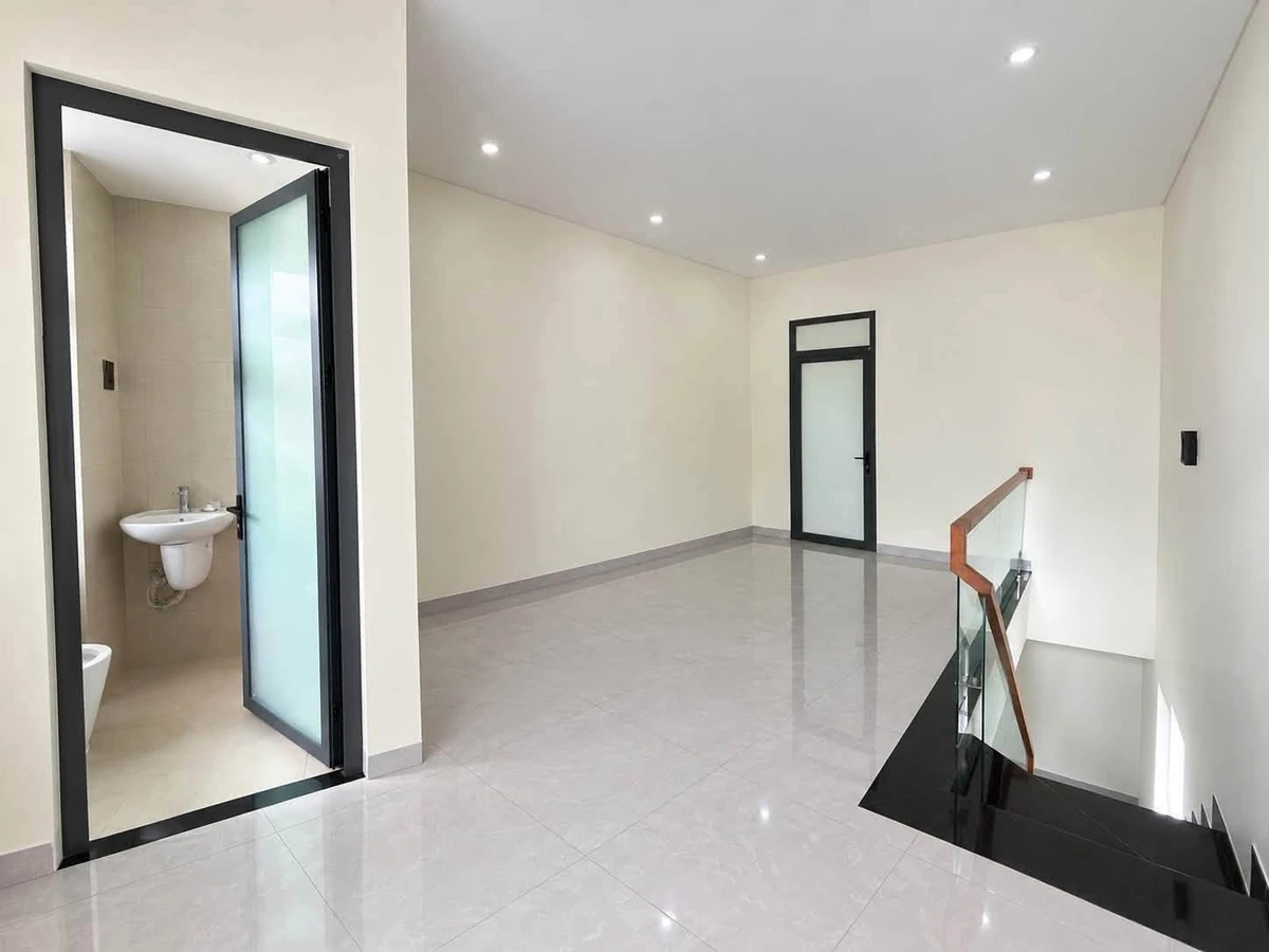 Bán nhà 3 lầu mặt tiền kinh doanh Hùng Vương 119m2, 10 tỷ - Ảnh thu nhỏ 3