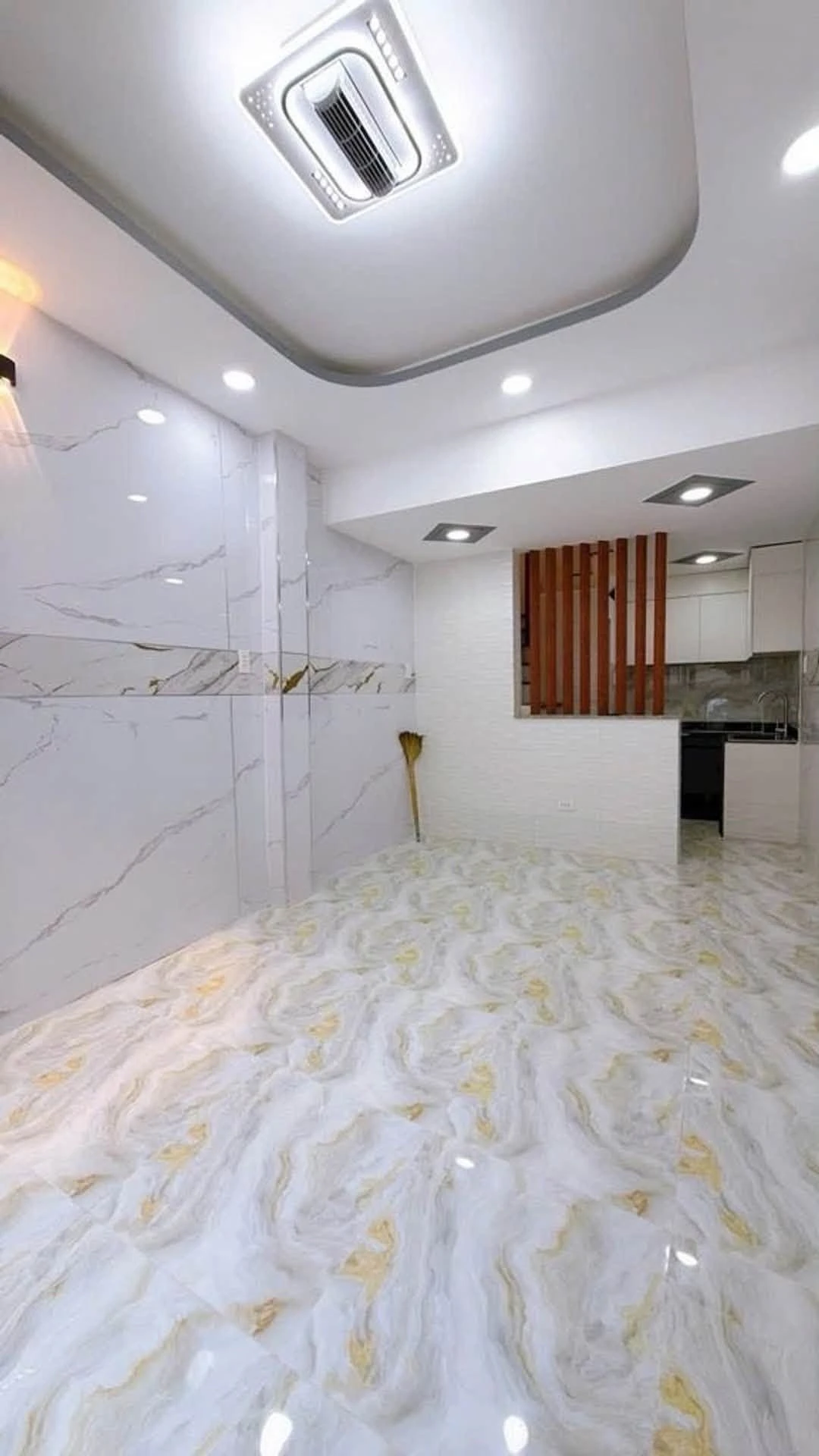 Bán nhà mặt tiền đường 6m 5 tầng 3PN 4WC, 21m2, Vĩnh Hội, Quận 4, giá 6,498 tỷ - Ảnh 1